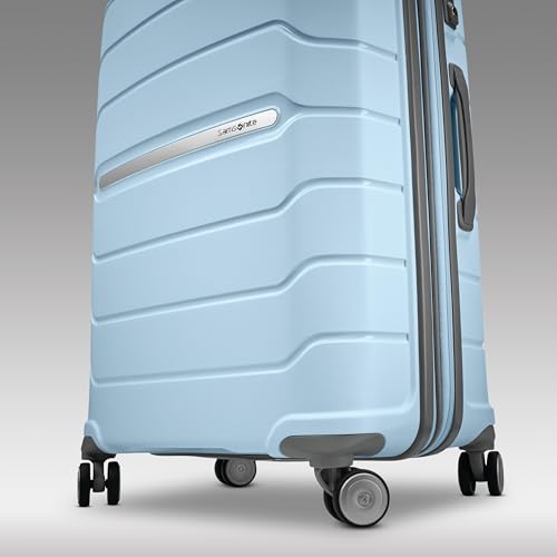 Freeform Hardside Carry (Carry-on Spinner / Sky Blue)