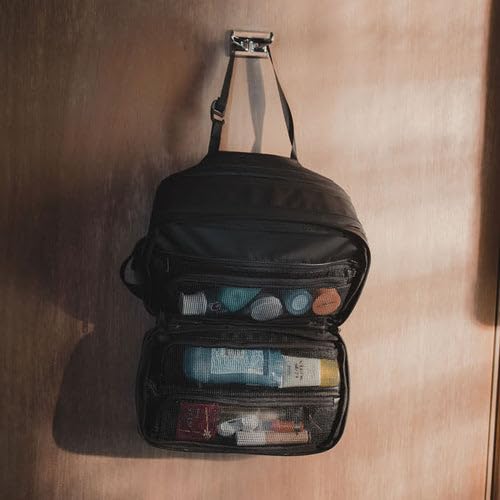 Hanging Toiletry Bag for Men and Women (Black / Max)