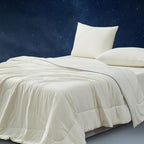 Temperature Regulating Comforter (Snow Ivory With Navy Trim / Ultimate Twin (60"x80"))