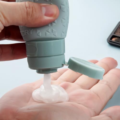 Travel Size Toiletries (Medium / Grey)