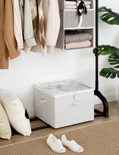 16 Pair Closet Shoe Storage Organizer (Gray and White Stripes / Medium)