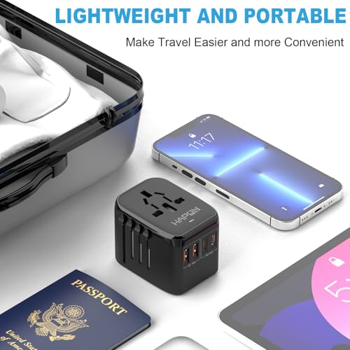 Universal Travel Adapter (2 USB A+2 USB C(PD20W)(Standard) / Black)