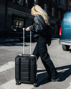 Ramverk Pro Front Access Carry (Silver / Front-Access Carry-on)