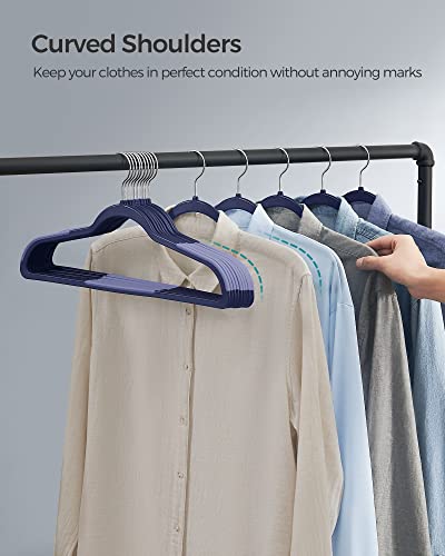 Plastic Clothes Hangers (50 Pack / Light Blue Ash)