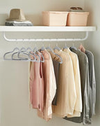 Plastic Clothes Hangers (50 Pack / Light Gray + Dark Gray)