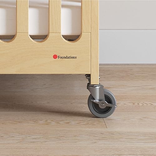 Boutique Folding Mini Wooden Baby Hotel Crib (Natural)