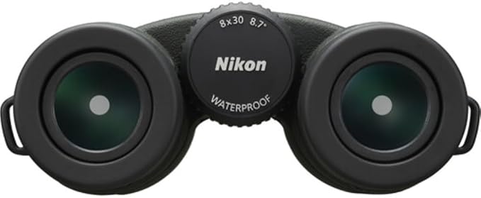 Nikon PROSTAFF P7 8x30 Binoculars Bundled - Image 4