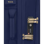 Voyageur Leger 4 Wheeled Luggage (INDIGO/LIGHT GOLD / 21.8" International Expandable Carry-on)