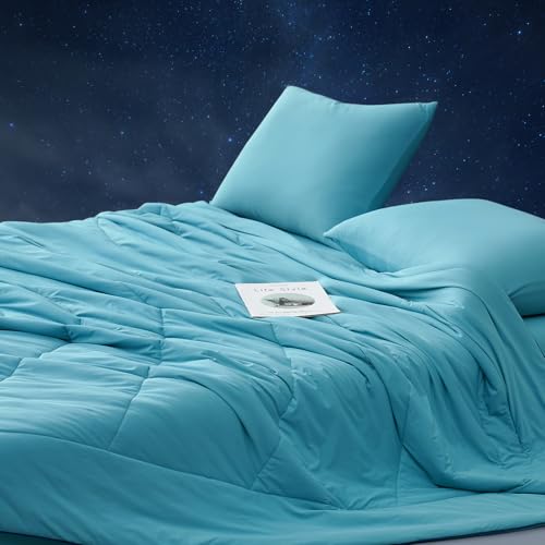Temperature Regulating Comforter (Dream Blue With Navy Trim / Ultimate Twin XL (68"x90"))