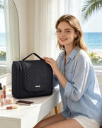 Hanging Toiletry Bag for Women (Quilted Black / Large)