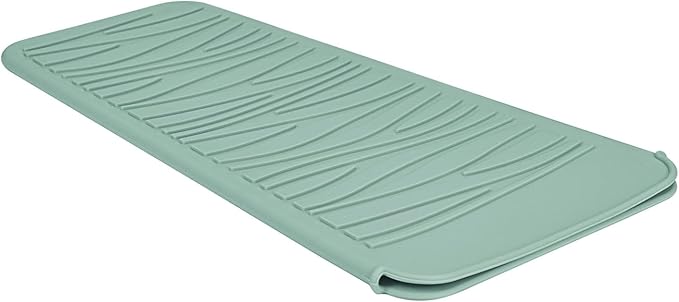 Silicone Heat Resistant Travel Mat Pouch for Hair Straighteners, Curling Wands, Flat Irons, and Styling Tools