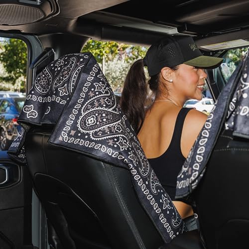 Athletic Running Towel (Paisley Probs W/ Snaps)