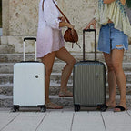 7272 Energie Expandable Hardside Luggage with Spinner Wheels and TSA Lock (Checked-Medium 24-Inch / Gold)