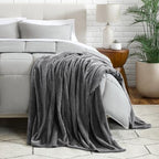 Fleece Blanket Luxury Microplush (King / 30 - Chevron Grey)
