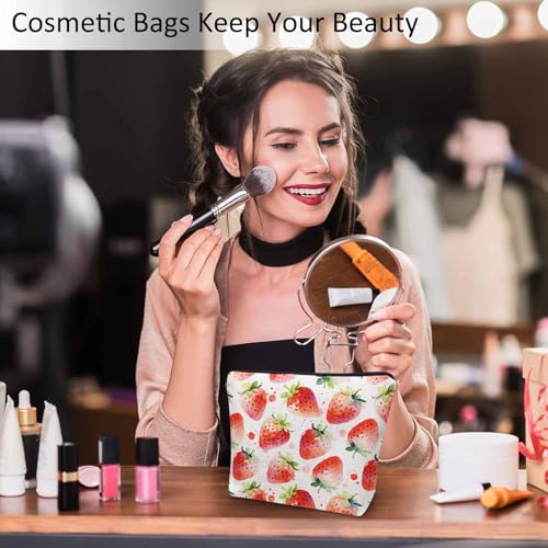 Strawberry Cosmetic Travel Bag For Toiletries (9 x 7.1 inch / Strawberry)