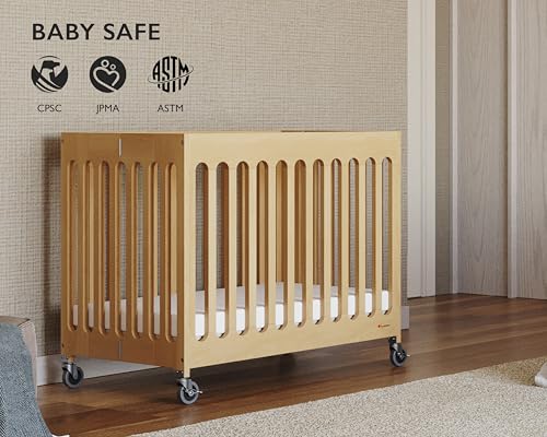 Boutique Folding Mini Wooden Baby Hotel Crib (Natural)