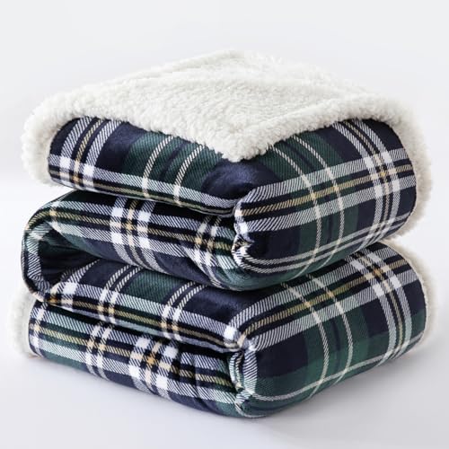 Sherpa Fleece Throw Blanket 60" x 80" Reversible Plush Fluffy Large Big Blanket Lattice Flannel Blankets for All Season Use (Dark Green Check / 60"*80")