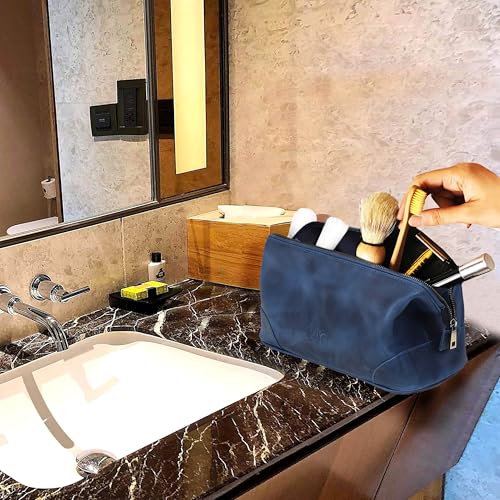 Leather Toiletry Bag for Men (blue)