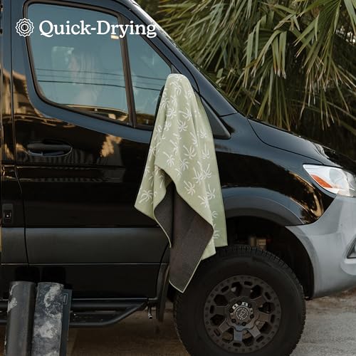 Original Towel (Breezy Palms Olive)