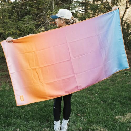 Athletic Running Towel (Golden Glow W/ Snaps)