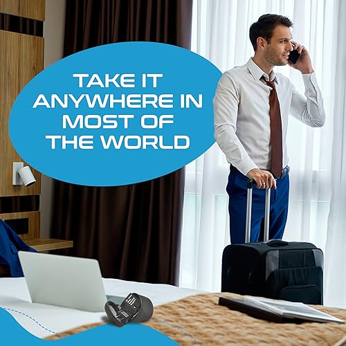 Universal Travel Adapter (Black)
