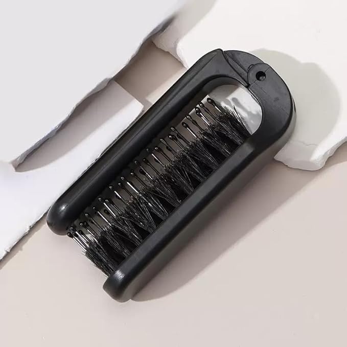 1 Pc Black Travel Folding Comb- Portable Travel Collapsible Anti-Static Pocket Hair Styling Tool for Women and Men ﻿