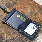 Waterproof Phone Pouch Floating (Black / Up to 7")