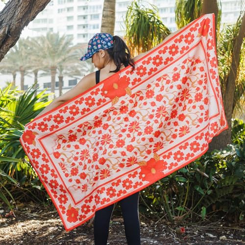 Athletic Running Towel (Peaches & Pleasures the Small Kind W/ Snaps)
