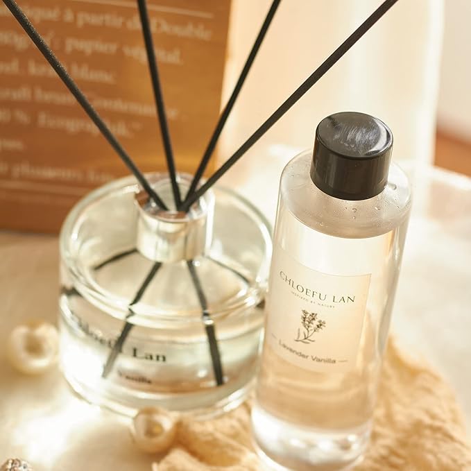 Chloefu LAN Lavender Reéd Diffuser Refill 200ml/6.76 fl oz Natural Essential Lavender Scented Oil - Best for Aromatherapy, SPA and Home, 0% Alcohol, Fresh & Long Lasting, Free Set of Diffuser Sticks