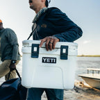 YETI Roadie 15 Hard Cooler - Image 3