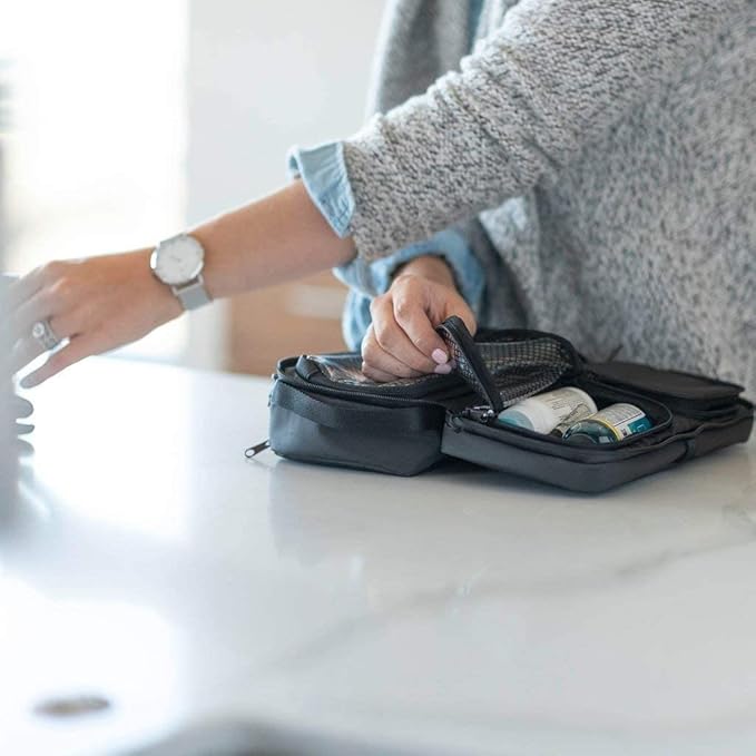 NOMATIC Toiletry Bag for Trips - Image 4