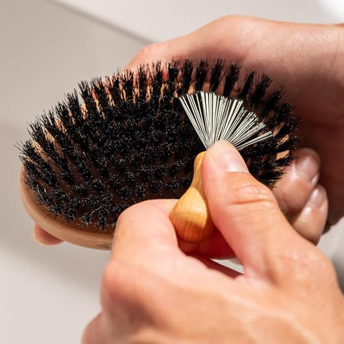 ZEUS Brush Cleaning Rake - Best Hair Removal Tool for Everyday Beard Brush Cleaning & Maintenance (MADE IN GERMANY)