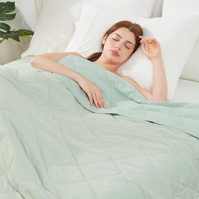 Cozy Bliss Cooling Throw Blanket - Image 7