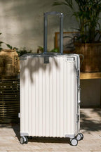 HotWay 26 Inch Aluminum Frame Luggage - Image 2
