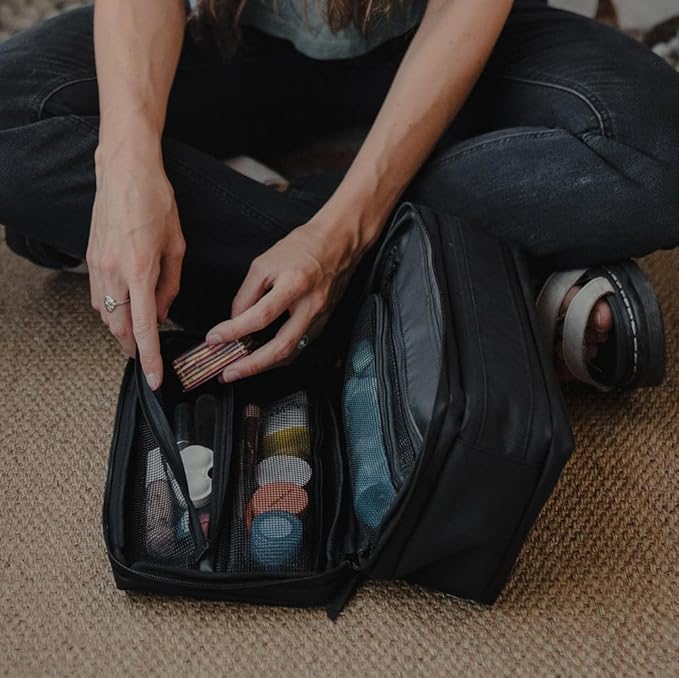 Gravel Hanging Toiletry Bag – Water-Resistant Dopp Kit - Image 8