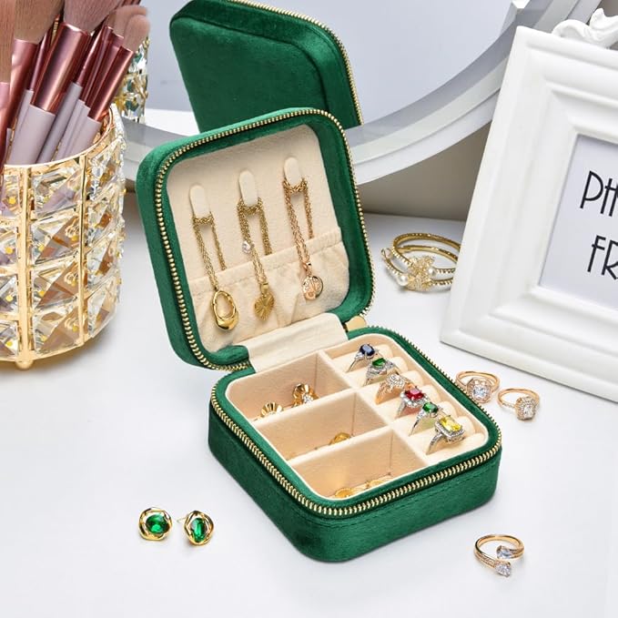 TAIMY Plush Velvet Travel Jewelry Box, Small Travel Jewelry Case, Portable Mini - Image 4