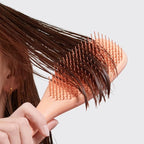 Tangle Teezer Ultimate Detangler Brush for Wet & Dry Hair, Eliminates Knots & Reduces Breakage for Straight to Wavy Hair Types, Amazon Exclusive Apricot