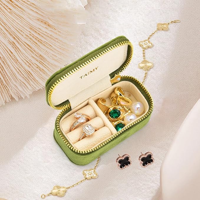 Small Travel Jewelry Case, Mini Tiny Plush Velvet Jewelry Box - Image 5