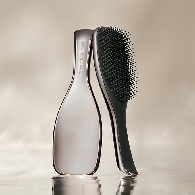 Tangle Teezer Chrome Ultimate Detangler Brush for Wet & Dry Hair, Eliminates Knots & Reduces Breakage for Straight to Curly Hair Types, Gunmetal Silver