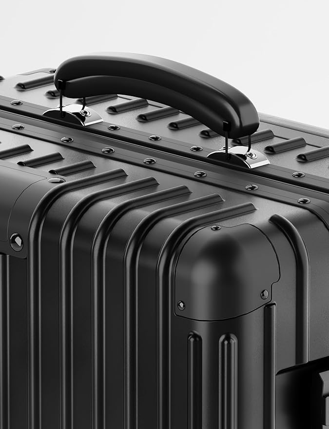KARGO 29 Inch Check-In Luggage - Image 6