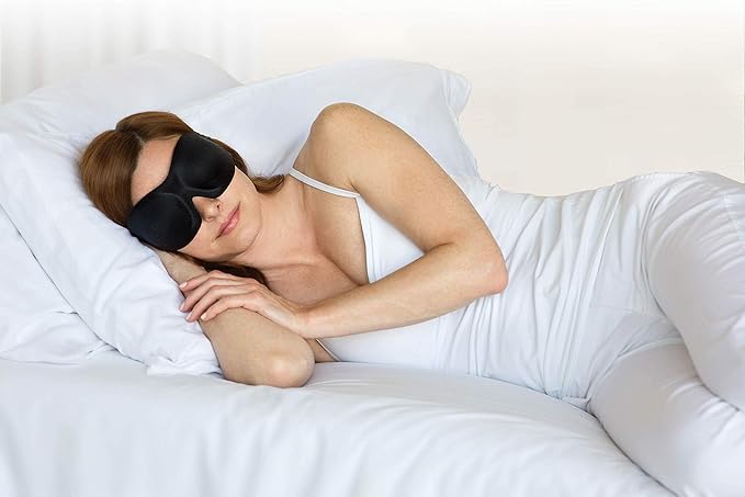 Bucky 40 Blinks No Pressure Printed Eye Mask - Image 3