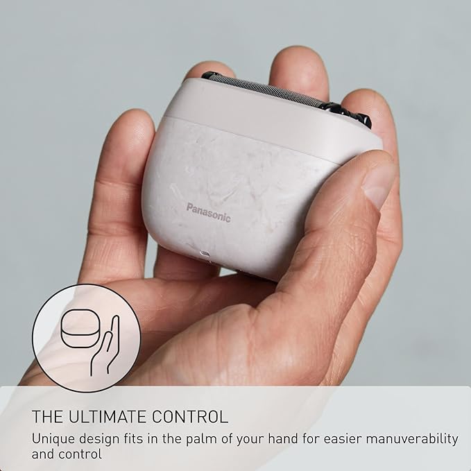 Panasonic ARC5 Palm-Sized Foil Shaver - Image 4