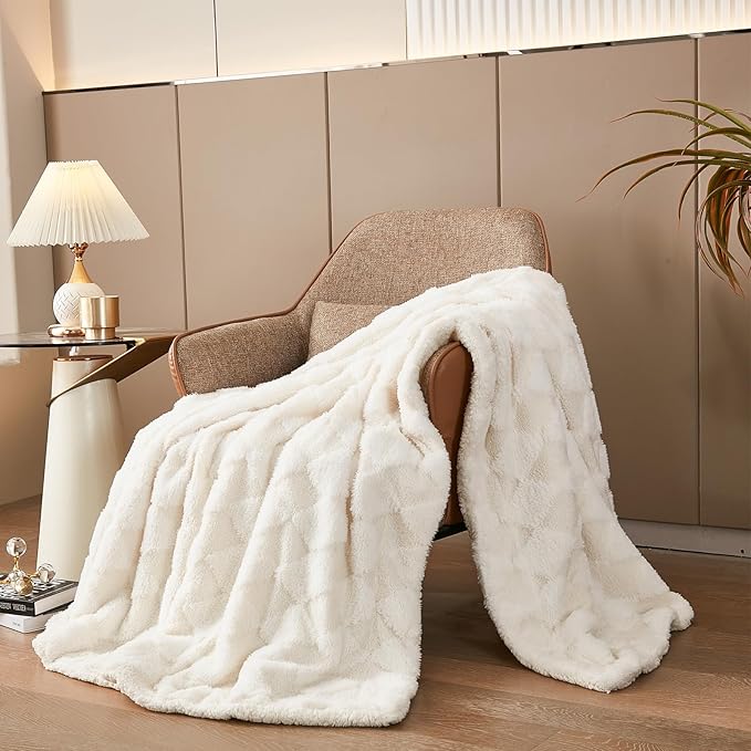 PU MEI Luxury Faux Fur Rabbit Fur Throw Blanket White 90"x80", Plush Reversible by HOME