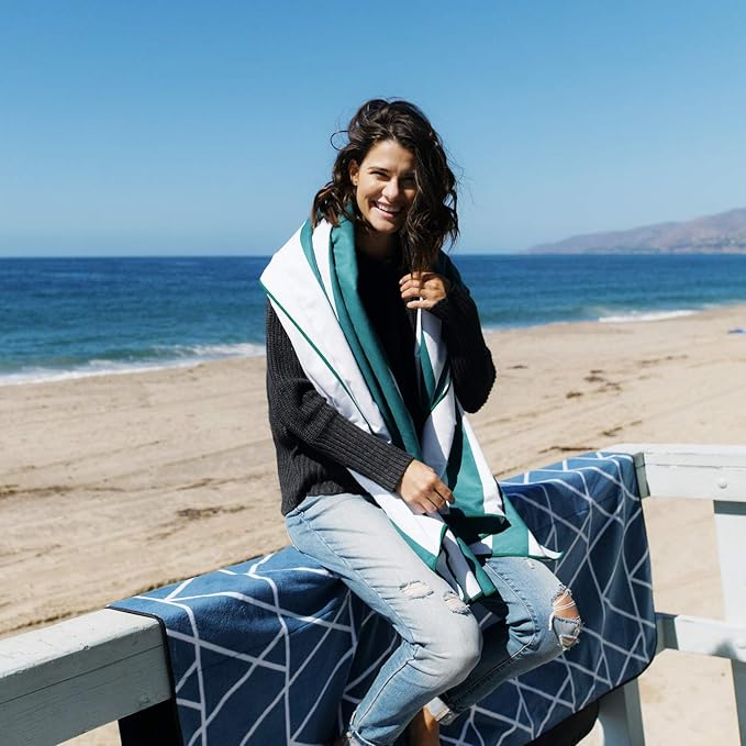 Laguna Beach Textile Co. Recycled Microfiber Quick Dry Beach Towel - Image 4