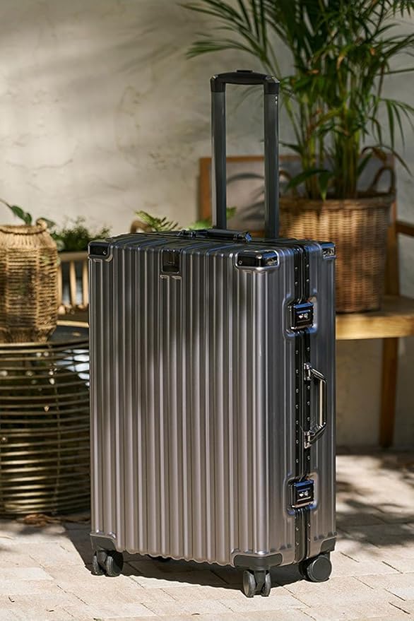 HotWay 26 Inch Aluminum Frame Luggage - Image 2
