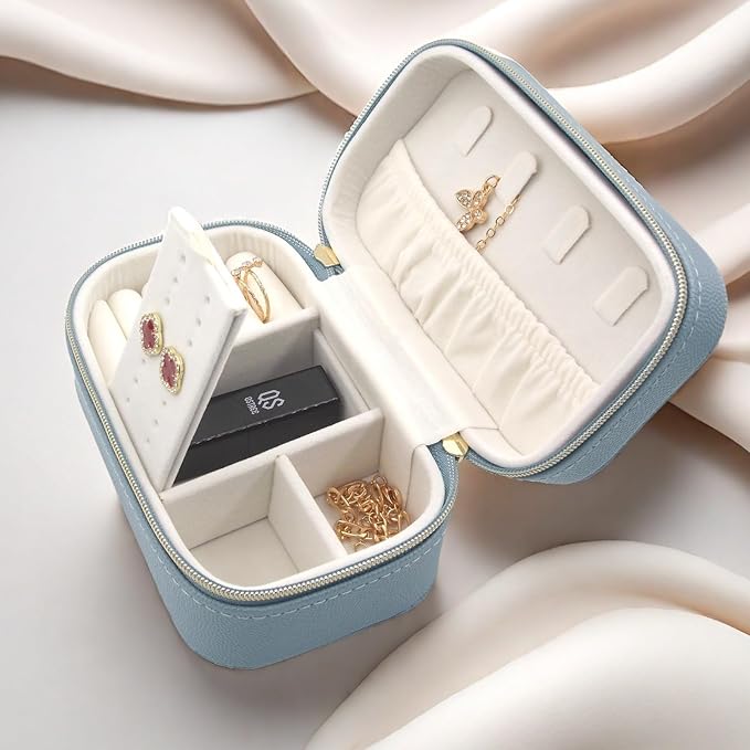 Small Jewelry Travel Case For Womens Small Rectangle PU Leather Jewelry Box - Image 8