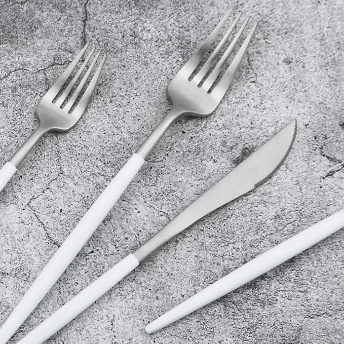 Gugrida 5-Piece Matte Silver Stainless Steel Satin Finish Flatware Set - Image 2