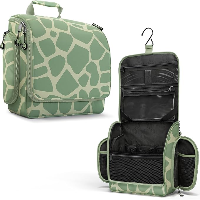 VENTURE 4TH Hanging Travel Toiletry Bag by VENTURE4TH
