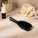 Tangle Teezer Ultimate Detangler Brush for Wet & Dry Hair, Eliminates Knots & Reduces Breakage for Straight to Wavy Hair Types, Liquorice Black