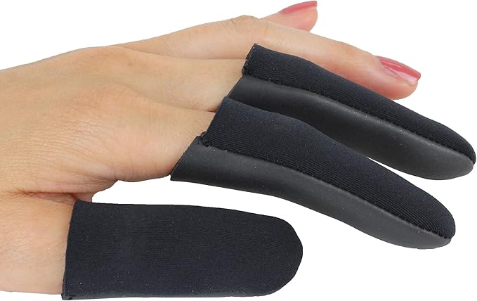 JATAI Heat Shield, Professional High Heat Resistant Finger Protection Guards for Curling & Flat Irons, Wands, Blow Dryers (M/L - Thumb Wider Than 3/4" (2cm), Black, 3 Count